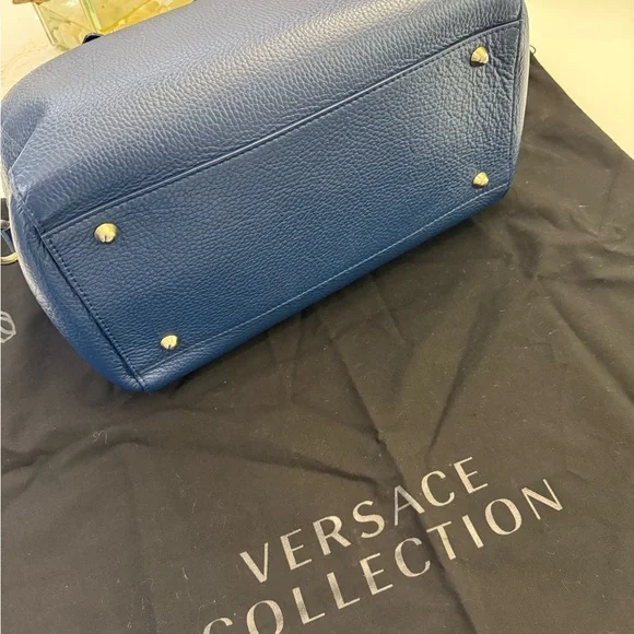 Versace Collection Vitello Handbag Blue Leather with Shoulder Strap and Dust Bag - Picture 10 of 13